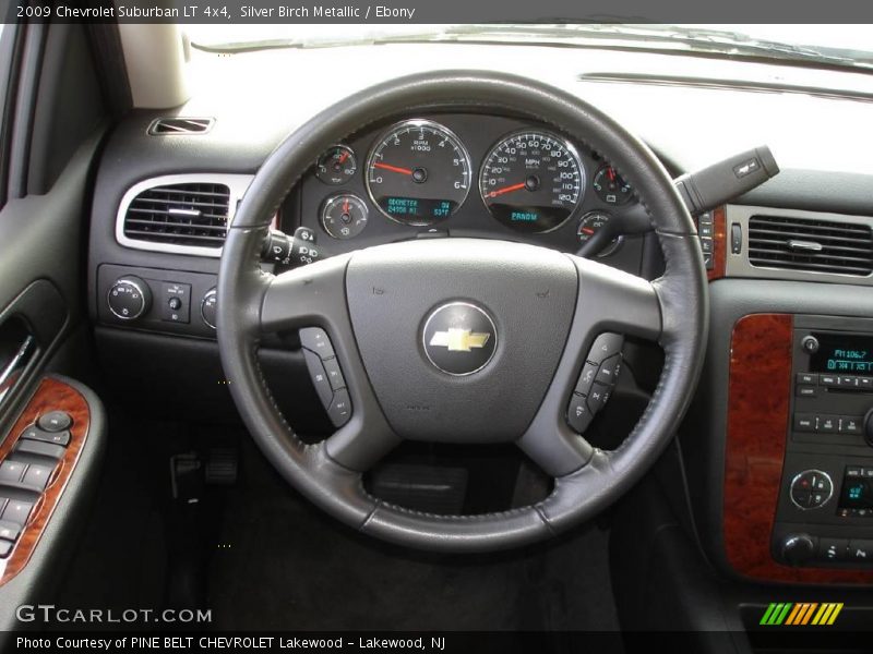 Silver Birch Metallic / Ebony 2009 Chevrolet Suburban LT 4x4
