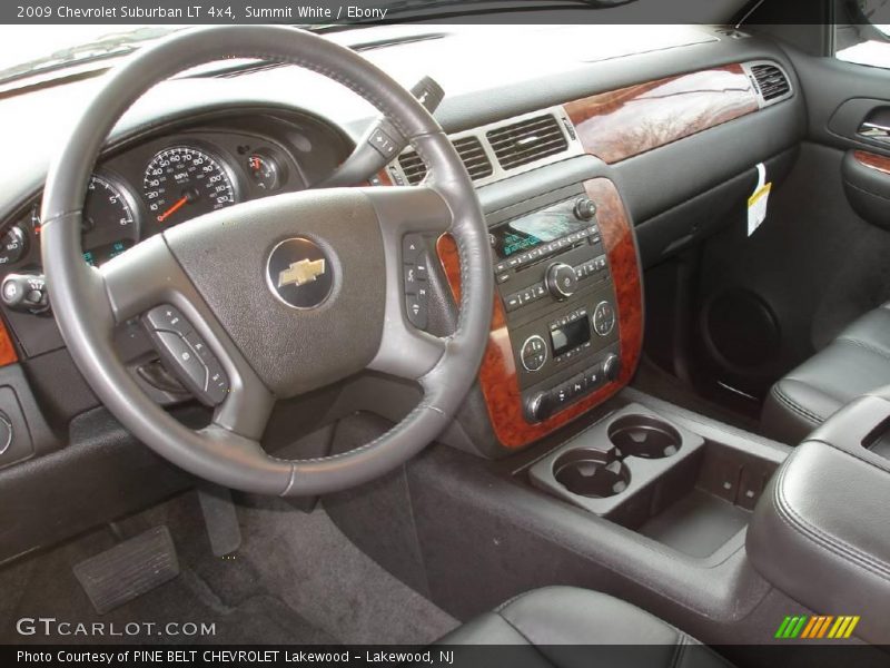 Summit White / Ebony 2009 Chevrolet Suburban LT 4x4