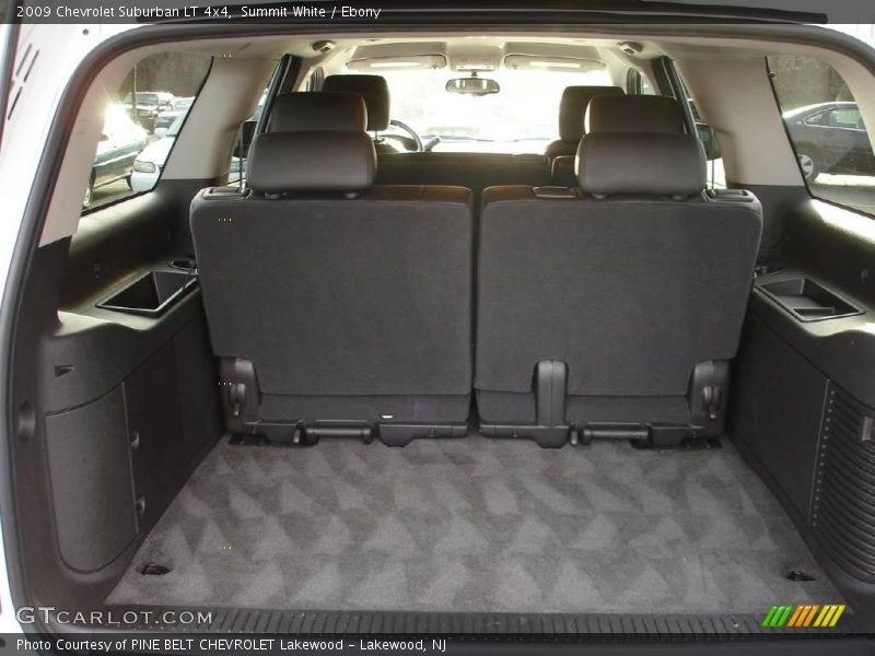 Summit White / Ebony 2009 Chevrolet Suburban LT 4x4