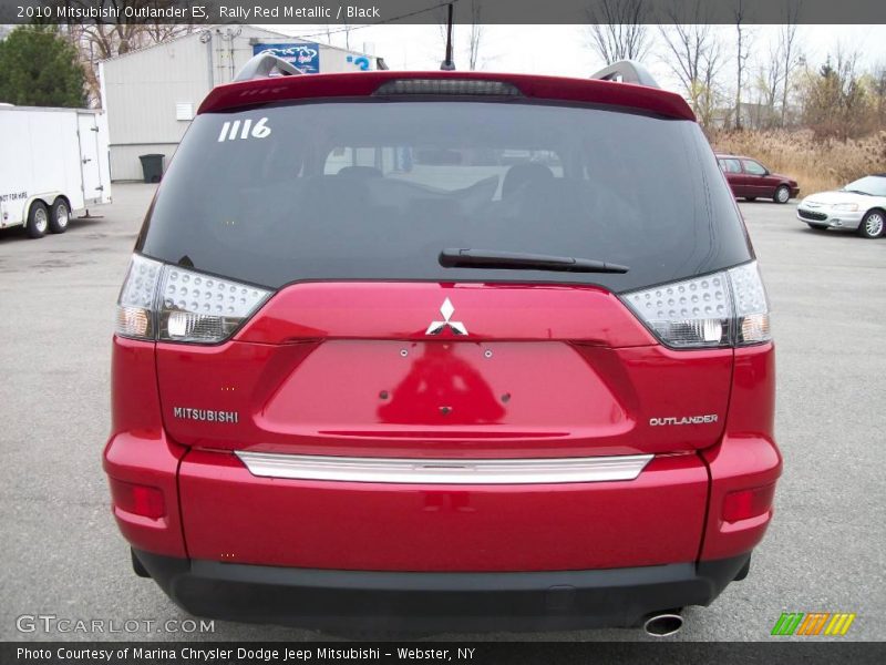 Rally Red Metallic / Black 2010 Mitsubishi Outlander ES