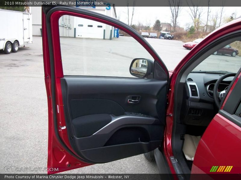 Rally Red Metallic / Black 2010 Mitsubishi Outlander ES