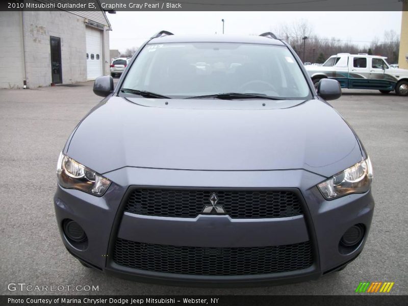 Graphite Gray Pearl / Black 2010 Mitsubishi Outlander ES