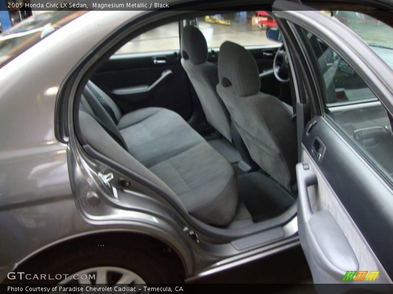 Magnesium Metallic / Black 2005 Honda Civic LX Sedan