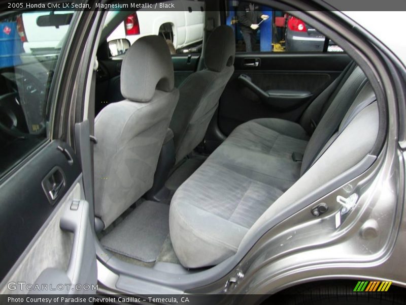 Magnesium Metallic / Black 2005 Honda Civic LX Sedan