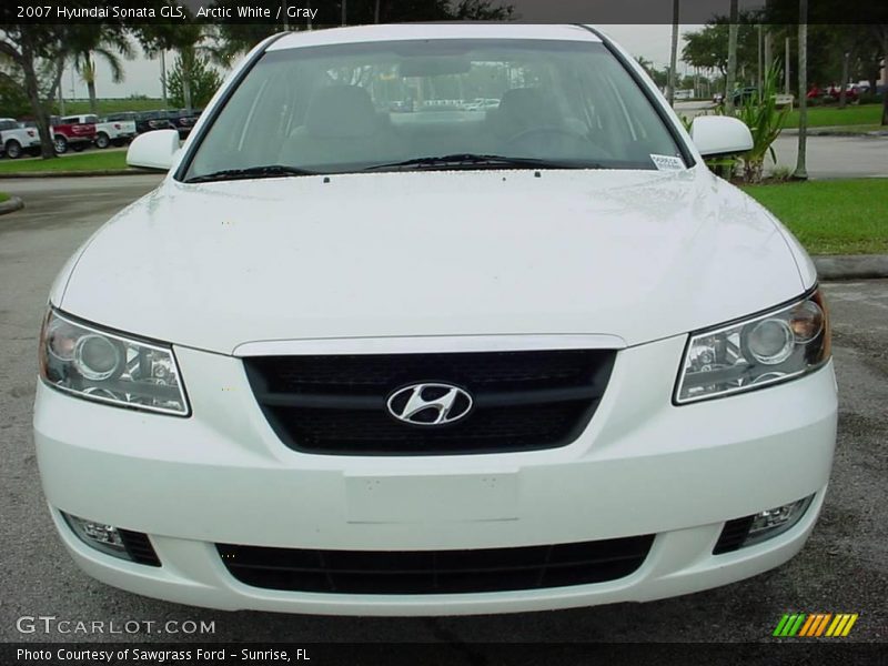 Arctic White / Gray 2007 Hyundai Sonata GLS