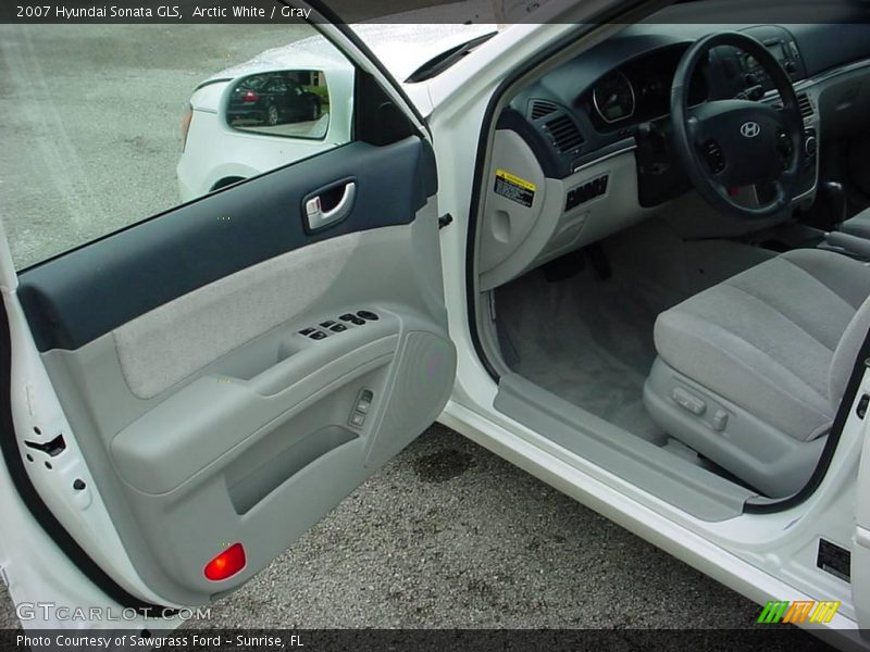 Arctic White / Gray 2007 Hyundai Sonata GLS