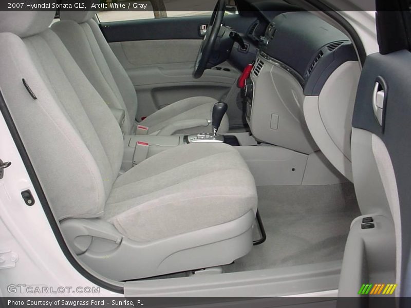 Arctic White / Gray 2007 Hyundai Sonata GLS