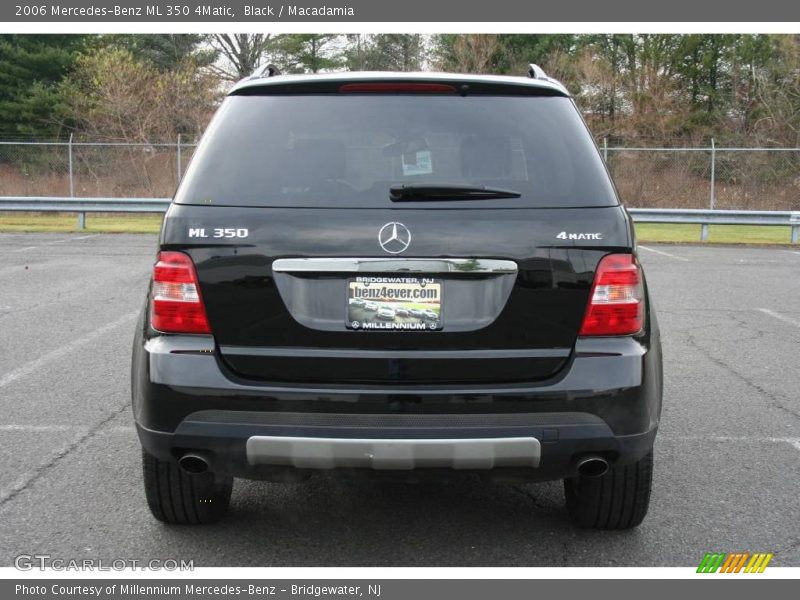 Black / Macadamia 2006 Mercedes-Benz ML 350 4Matic