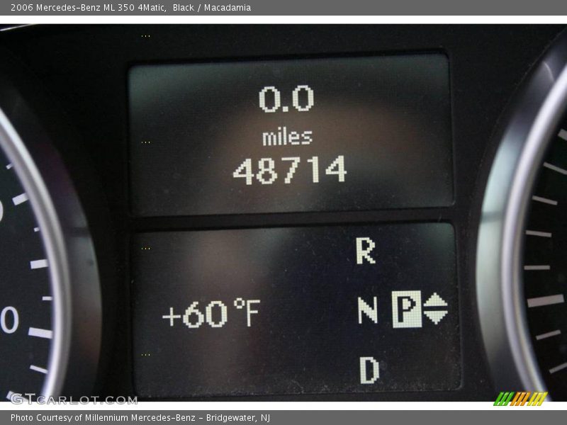 Black / Macadamia 2006 Mercedes-Benz ML 350 4Matic