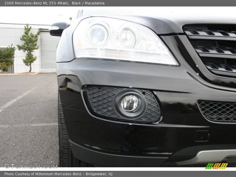 Black / Macadamia 2006 Mercedes-Benz ML 350 4Matic