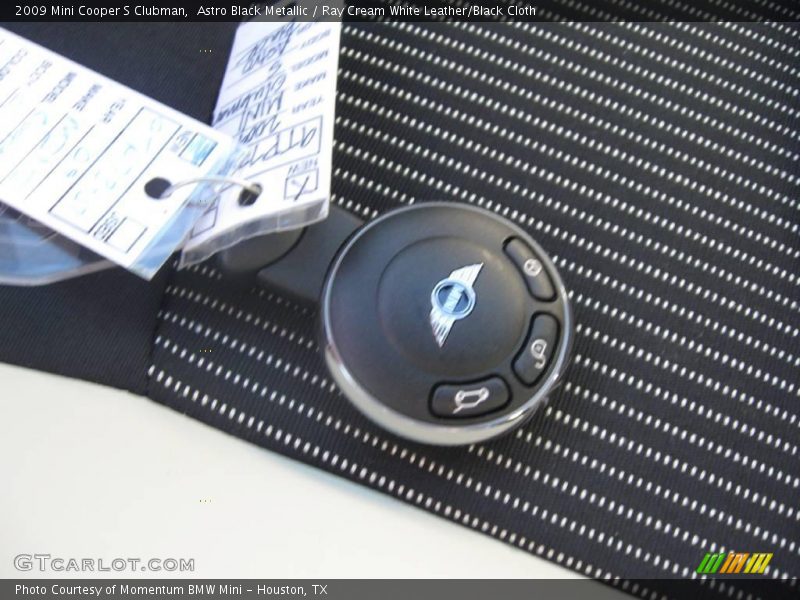 Astro Black Metallic / Ray Cream White Leather/Black Cloth 2009 Mini Cooper S Clubman