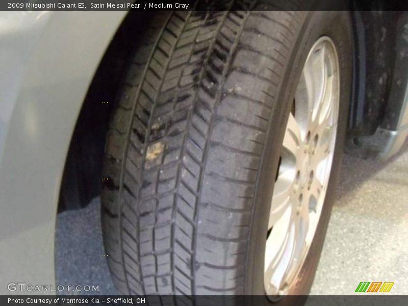 Satin Meisai Pearl / Medium Gray 2009 Mitsubishi Galant ES