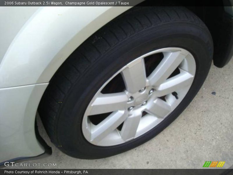 Champagne Gold Opalescent / Taupe 2006 Subaru Outback 2.5i Wagon