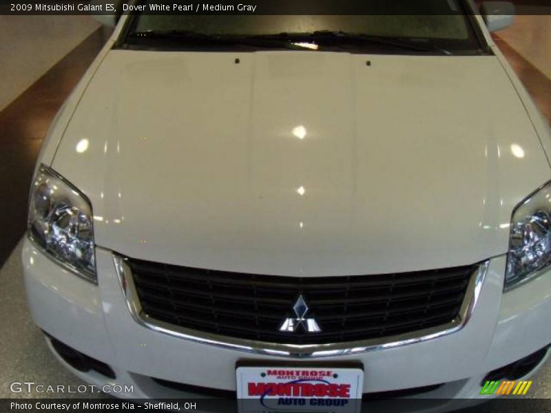 Dover White Pearl / Medium Gray 2009 Mitsubishi Galant ES