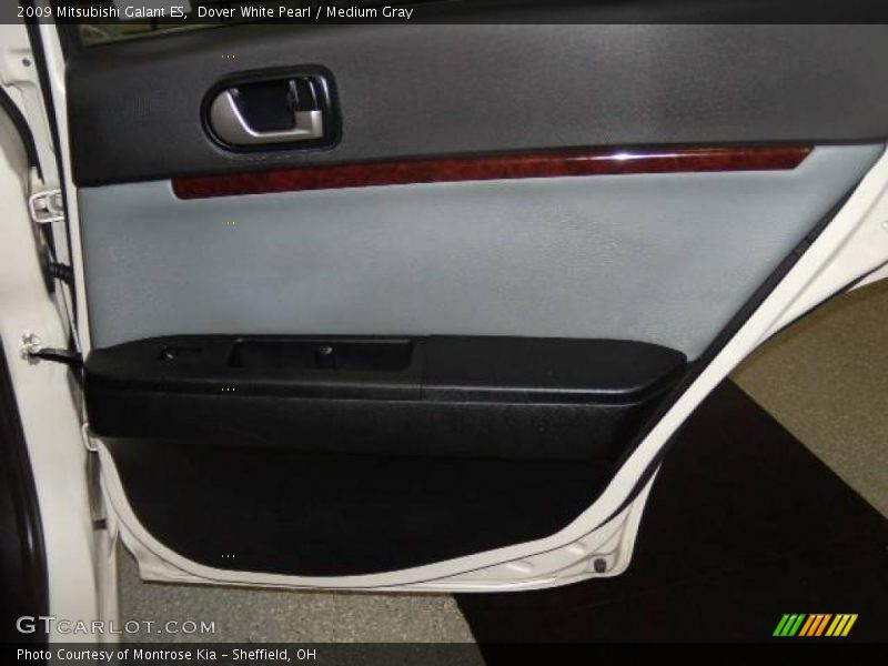 Dover White Pearl / Medium Gray 2009 Mitsubishi Galant ES
