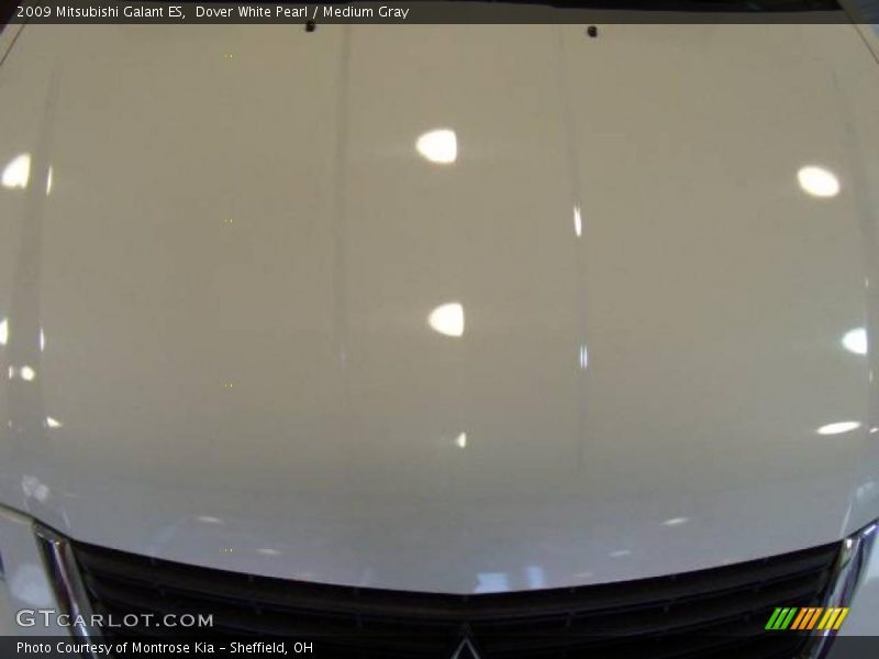 Dover White Pearl / Medium Gray 2009 Mitsubishi Galant ES