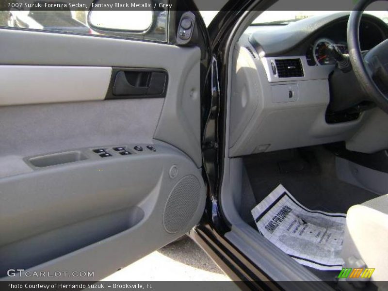 Fantasy Black Metallic / Grey 2007 Suzuki Forenza Sedan