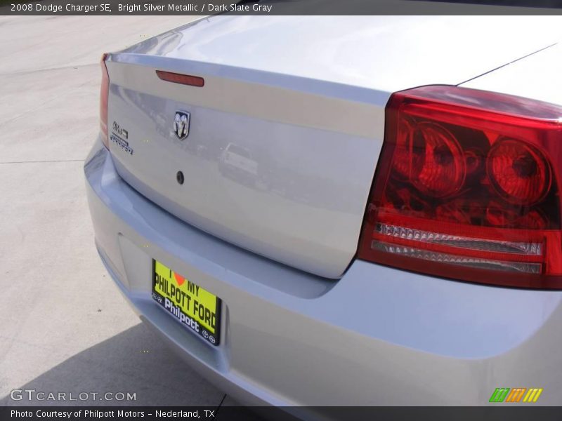 Bright Silver Metallic / Dark Slate Gray 2008 Dodge Charger SE