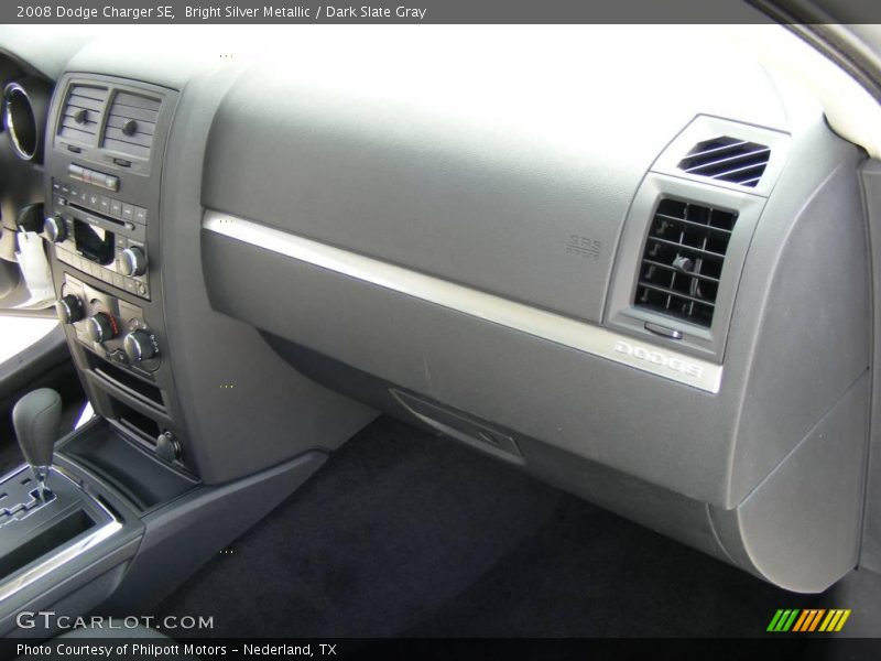 Bright Silver Metallic / Dark Slate Gray 2008 Dodge Charger SE
