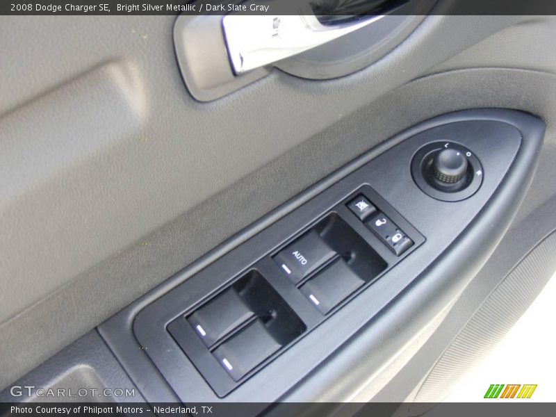 Bright Silver Metallic / Dark Slate Gray 2008 Dodge Charger SE