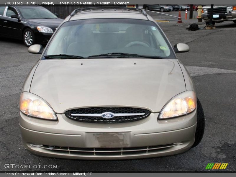 Harvest Gold Metallic / Medium Parchment 2000 Ford Taurus SE Wagon