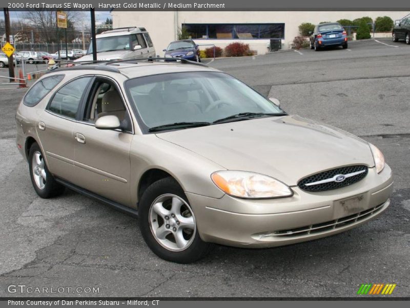 Harvest Gold Metallic / Medium Parchment 2000 Ford Taurus SE Wagon