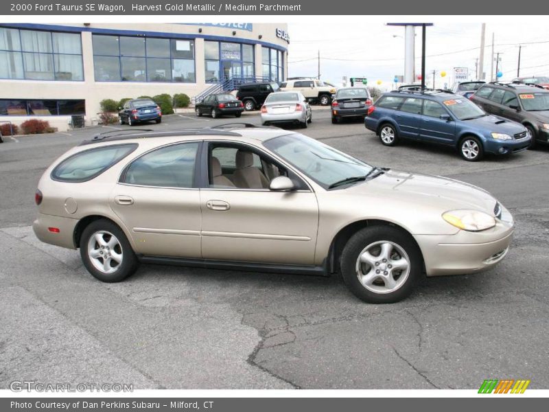 Harvest Gold Metallic / Medium Parchment 2000 Ford Taurus SE Wagon
