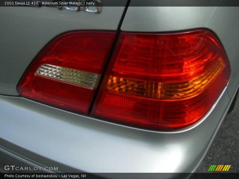 Millenium Silver Metallic / Ivory 2001 Lexus LS 430