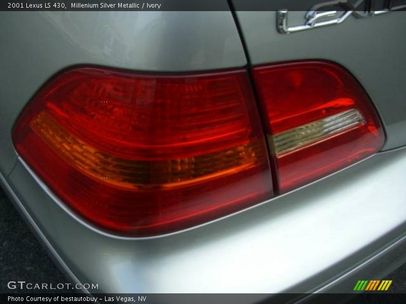 Millenium Silver Metallic / Ivory 2001 Lexus LS 430
