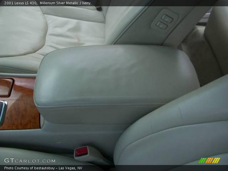 Millenium Silver Metallic / Ivory 2001 Lexus LS 430