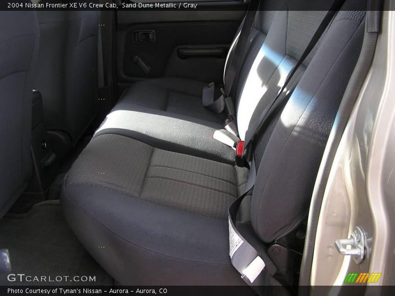 Sand Dune Metallic / Gray 2004 Nissan Frontier XE V6 Crew Cab
