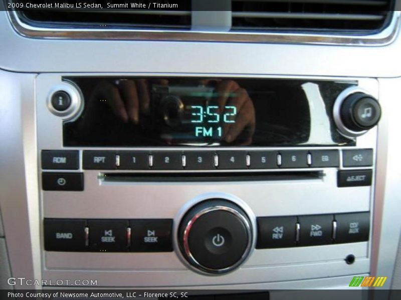 Summit White / Titanium 2009 Chevrolet Malibu LS Sedan