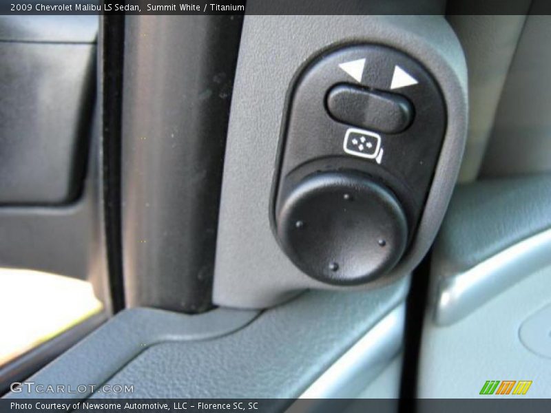 Summit White / Titanium 2009 Chevrolet Malibu LS Sedan