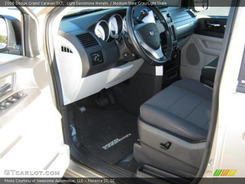 Light Sandstone Metallic / Medium Slate Gray/Light Shale 2008 Dodge Grand Caravan SXT