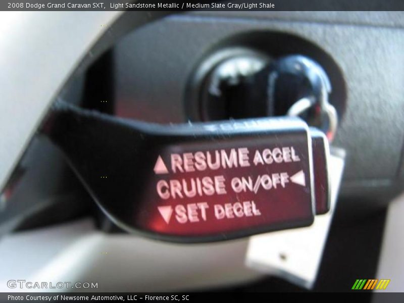 Light Sandstone Metallic / Medium Slate Gray/Light Shale 2008 Dodge Grand Caravan SXT