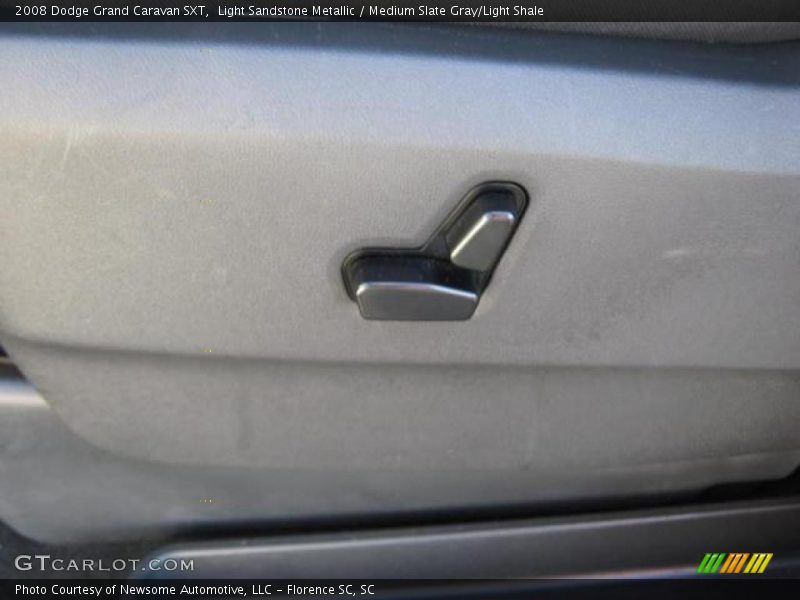 Light Sandstone Metallic / Medium Slate Gray/Light Shale 2008 Dodge Grand Caravan SXT