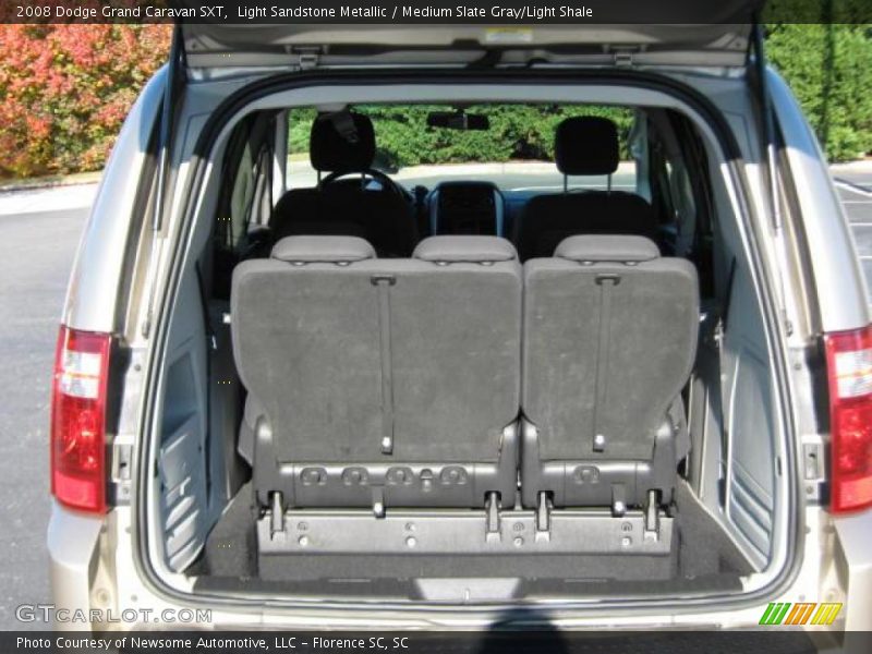 Light Sandstone Metallic / Medium Slate Gray/Light Shale 2008 Dodge Grand Caravan SXT