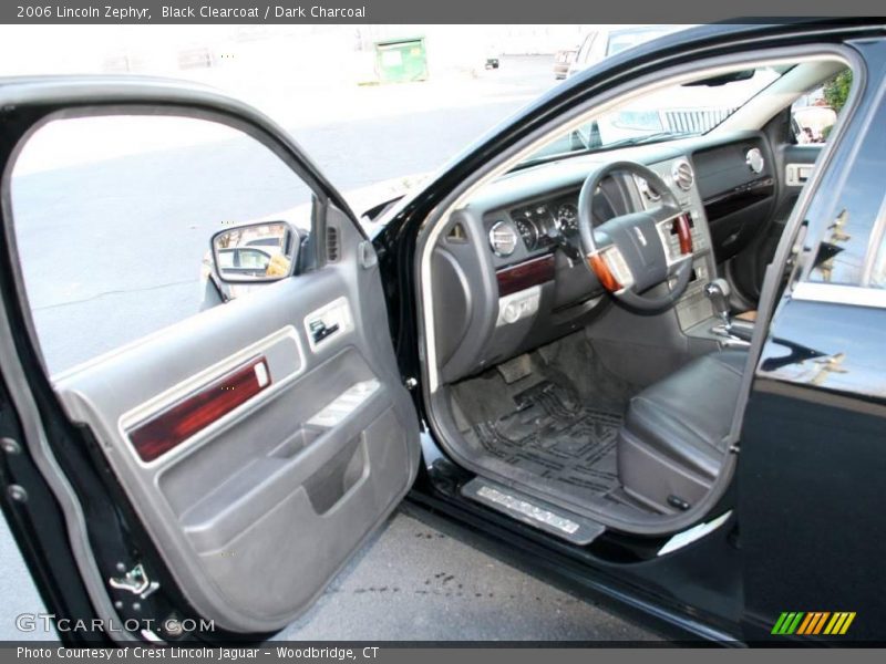 Black Clearcoat / Dark Charcoal 2006 Lincoln Zephyr