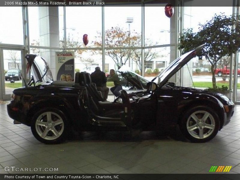 Brilliant Black / Black 2006 Mazda MX-5 Miata Roadster