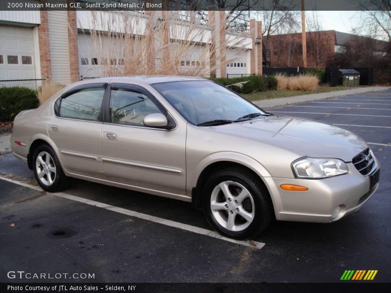Sunlit Sand Metallic / Blond 2000 Nissan Maxima GLE