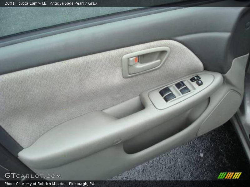 Antique Sage Pearl / Gray 2001 Toyota Camry LE