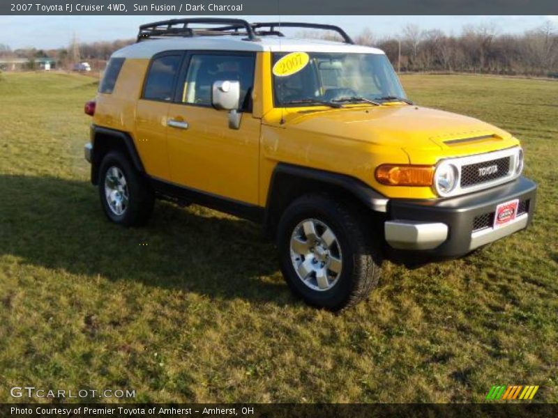 Sun Fusion / Dark Charcoal 2007 Toyota FJ Cruiser 4WD