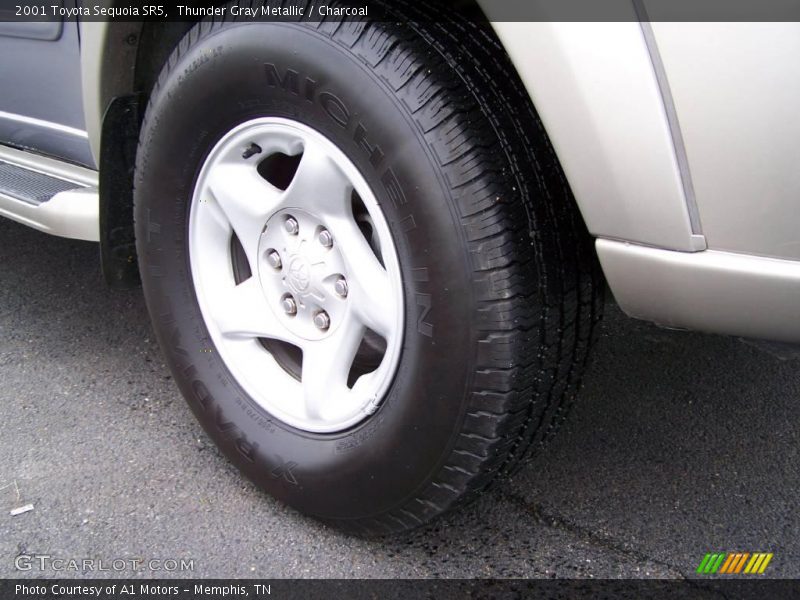 Thunder Gray Metallic / Charcoal 2001 Toyota Sequoia SR5