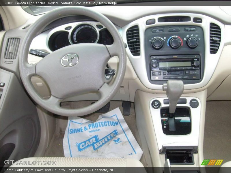 Sonora Gold Metallic / Ivory Beige 2006 Toyota Highlander Hybrid