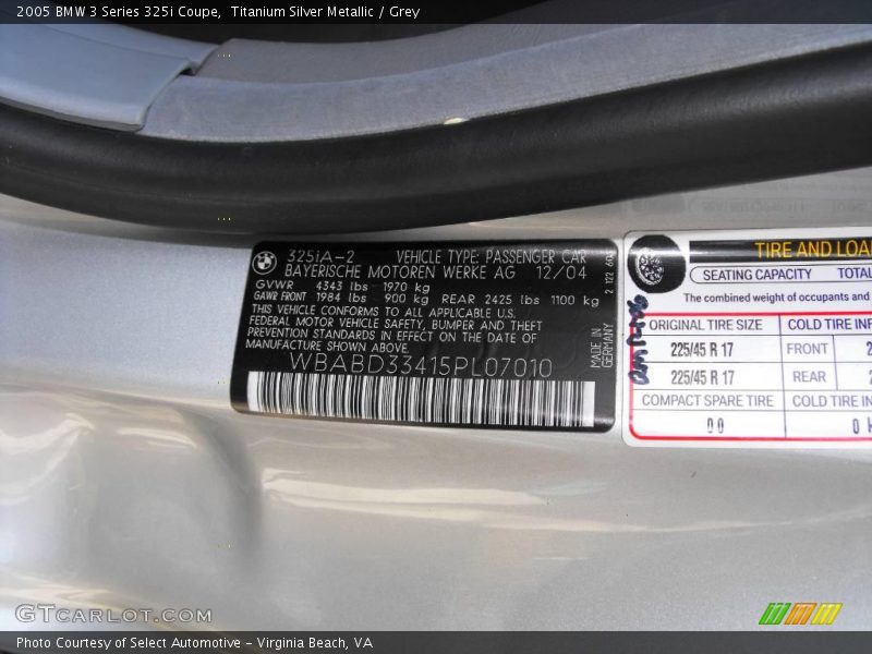 Titanium Silver Metallic / Grey 2005 BMW 3 Series 325i Coupe