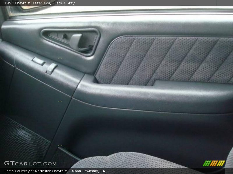 Black / Gray 1995 Chevrolet Blazer 4x4