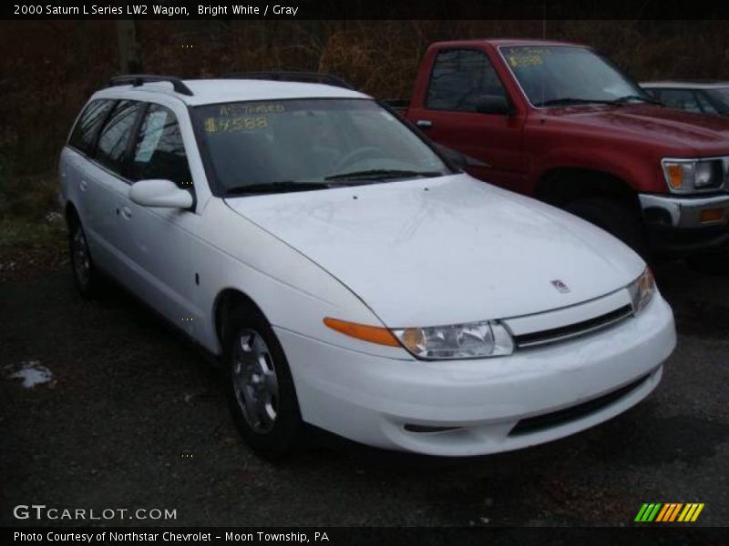 Bright White / Gray 2000 Saturn L Series LW2 Wagon