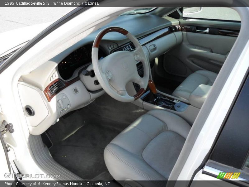 White Diamond / Oatmeal 1999 Cadillac Seville STS