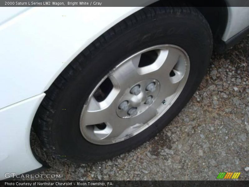 Bright White / Gray 2000 Saturn L Series LW2 Wagon