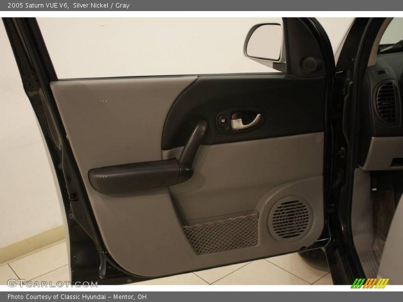 Silver Nickel / Gray 2005 Saturn VUE V6